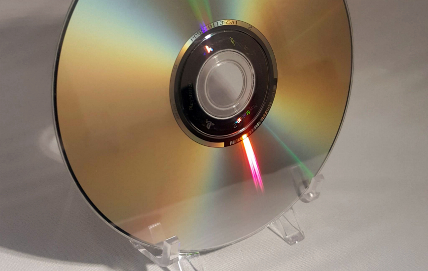 Почему PlayStation 2 не читает диски. Причины и способы их устранения